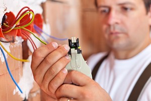 3 Holiday Electrical Safety Tips From Our Coraopolis Electricians